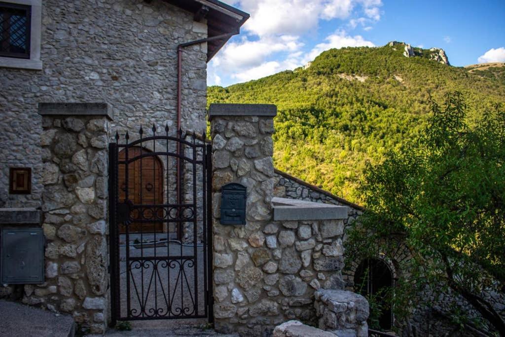 Villa La Caprareccia à Fiumata Extérieur photo